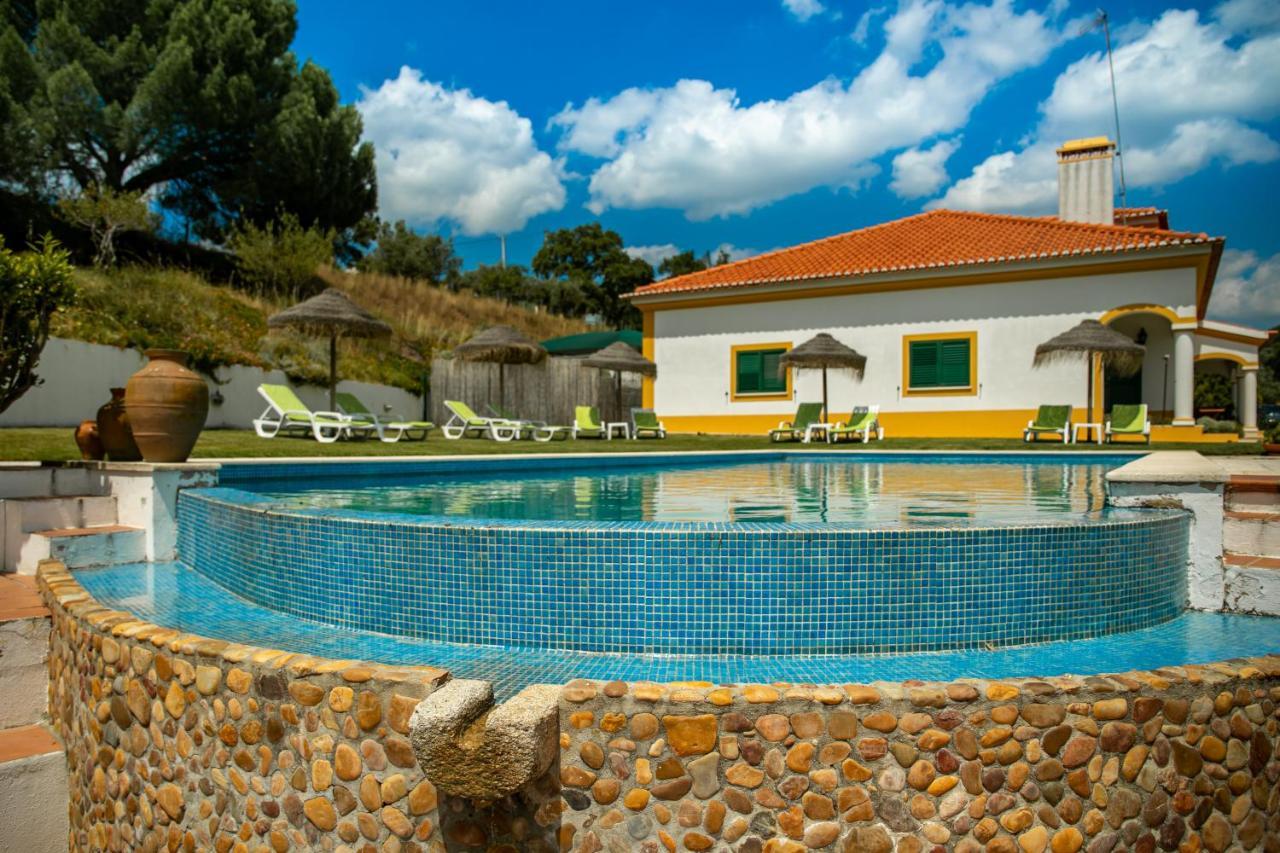 Vale De Ferreiros Guest House อาบรันเตซ ภายนอก รูปภาพ