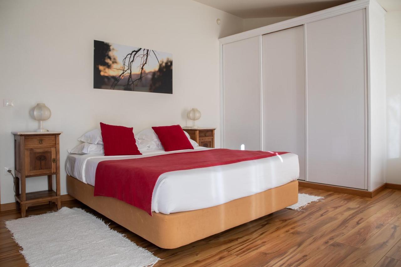 Vale De Ferreiros Guest House อาบรันเตซ ภายนอก รูปภาพ