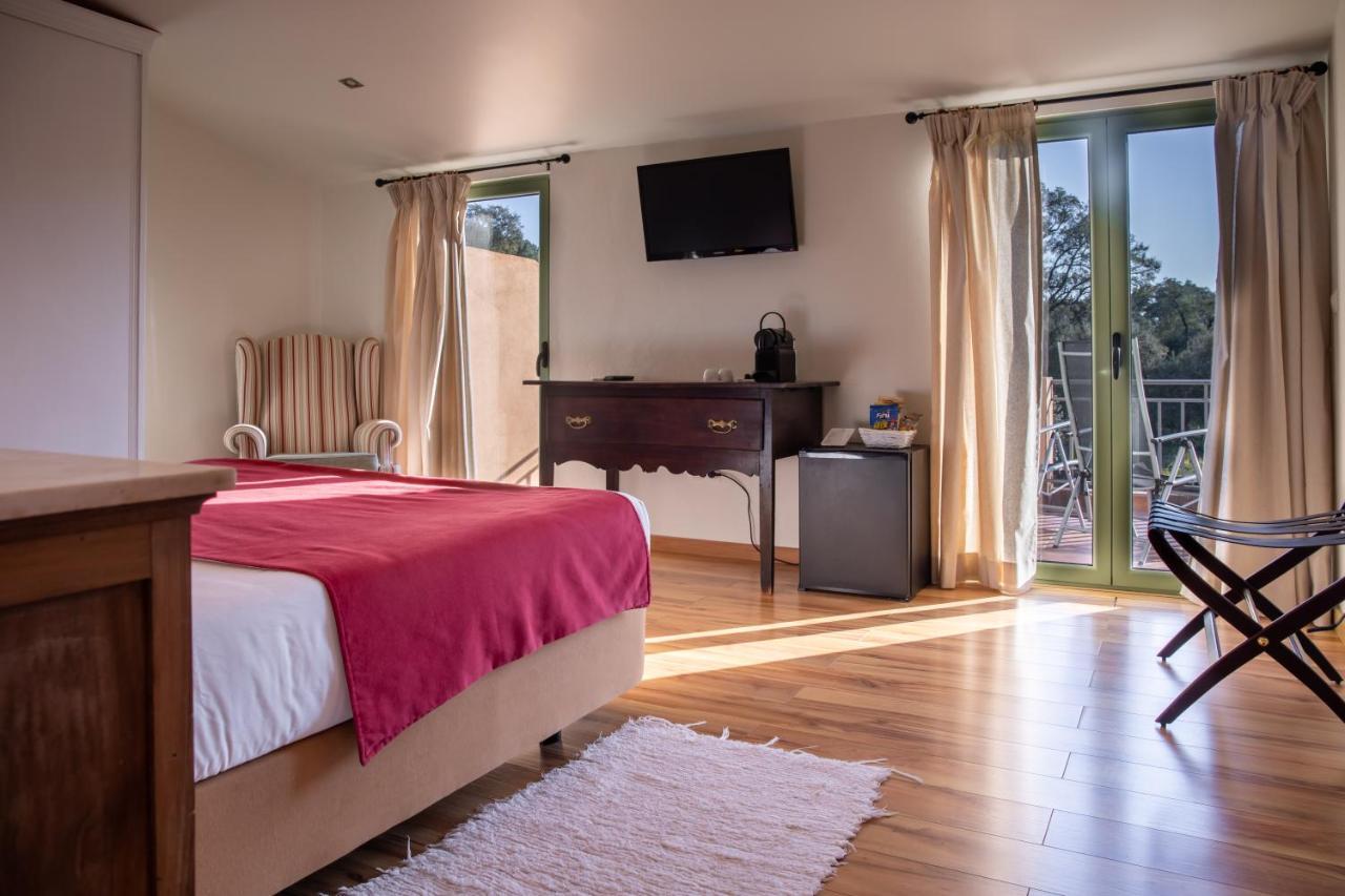 Vale De Ferreiros Guest House อาบรันเตซ ภายนอก รูปภาพ