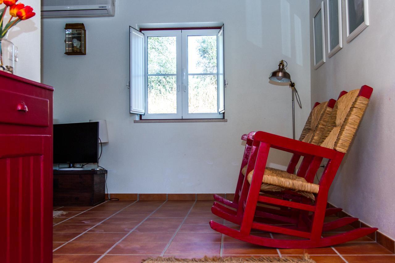 Vale De Ferreiros Guest House อาบรันเตซ ภายนอก รูปภาพ